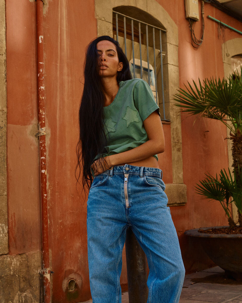 Modelshot / Blue / Detail